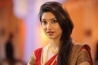 Tanvi Vyas Saree Photos